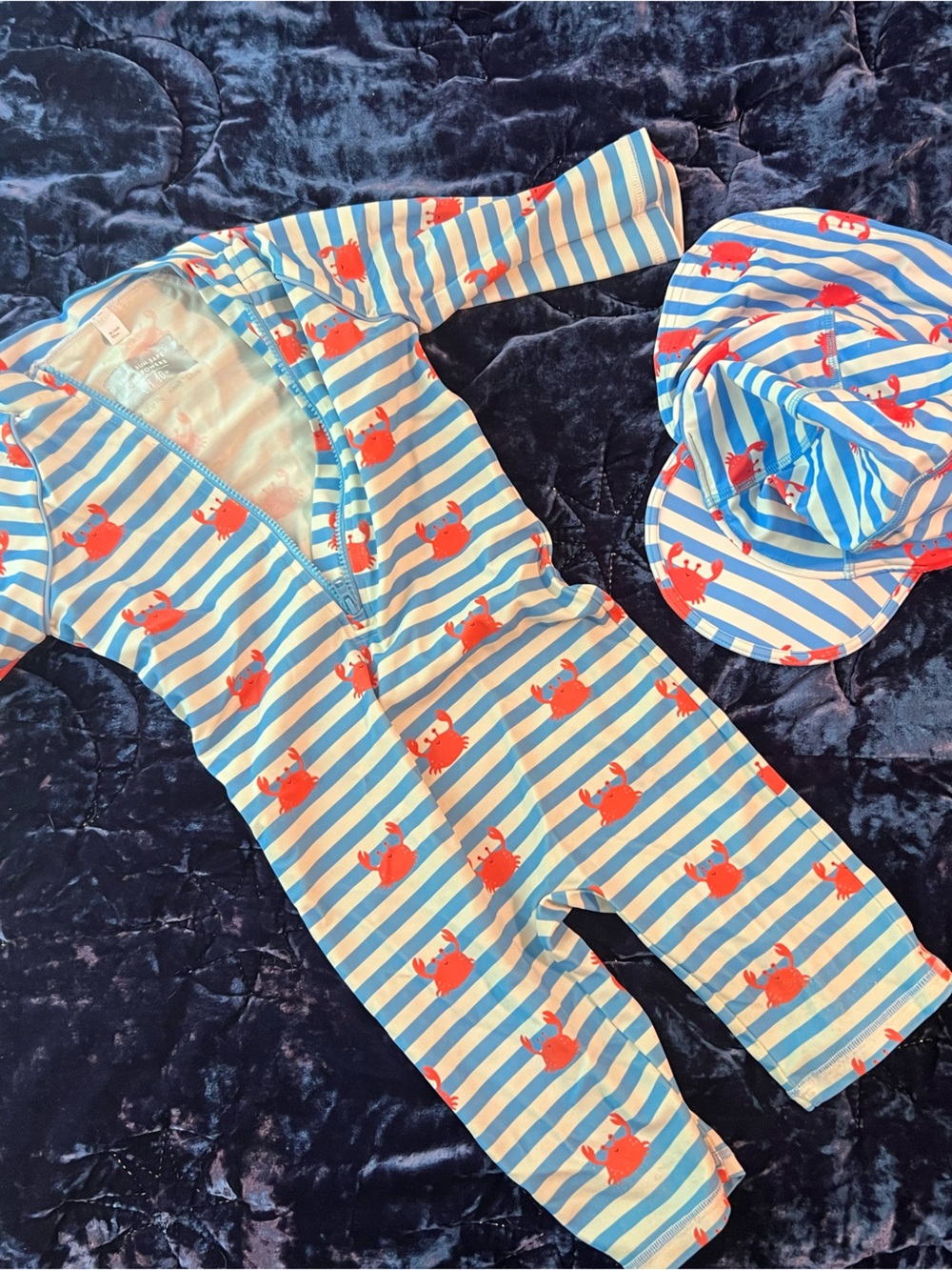 🦀 Mini Boden Swimsuit and Hat Bundle